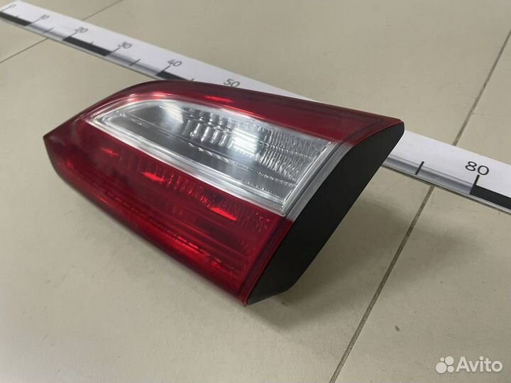 Фонарь задний внутренний правый Hyundai i30 GD 201