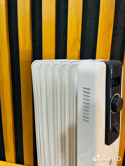 Радиатор масляный Royal Clima ROR-FR7-1500M