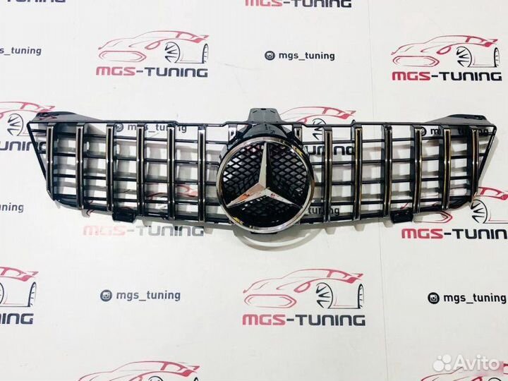 Решетка радиатора CLS W219 GT 08-10