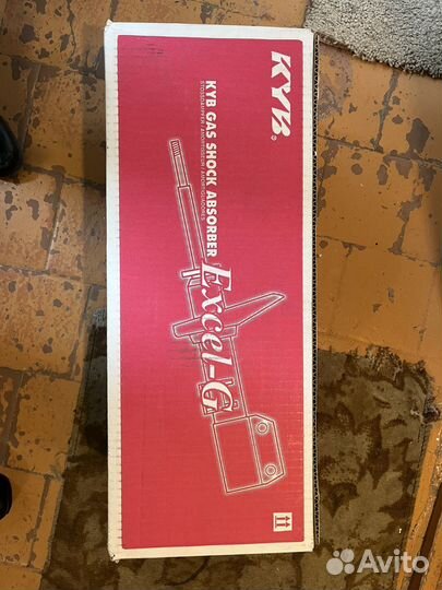 Амортизаторы новые 4 шт kayaba для toyota camryv30