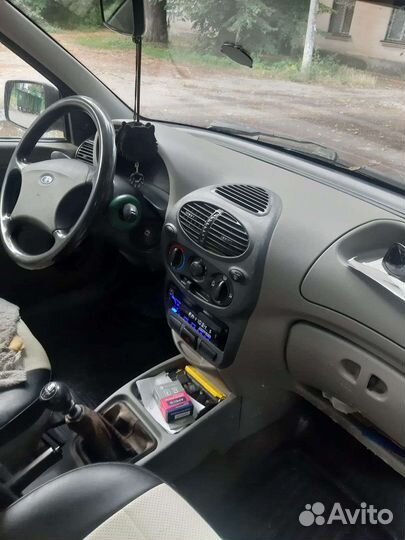 LADA Kalina 1.6 МТ, 2010, 200 000 км