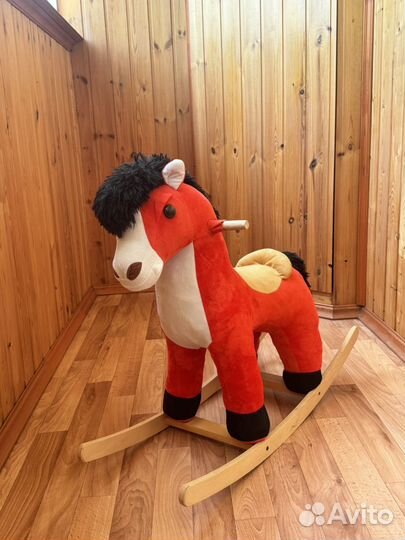 Лошадь качалка