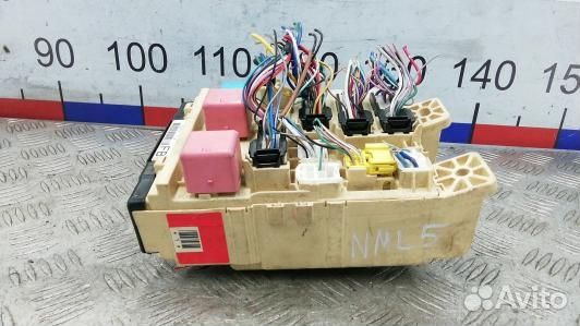 Блок предохранителей lexus RX 2 (NML05M101)