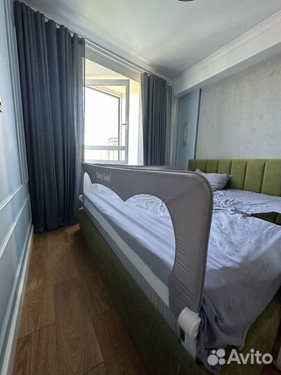 Защитный детский барьер для кровати 180х66см