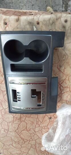 Mitsubishi Pajero 4 накладка консоли АКПП