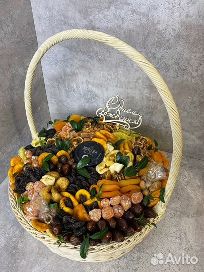 Букет из сухофруктов Орехов подарок