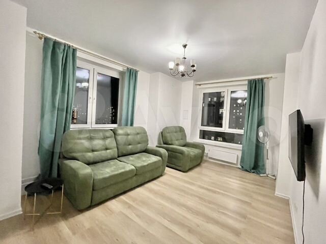 3-к. квартира, 80 м², 20/33 эт.