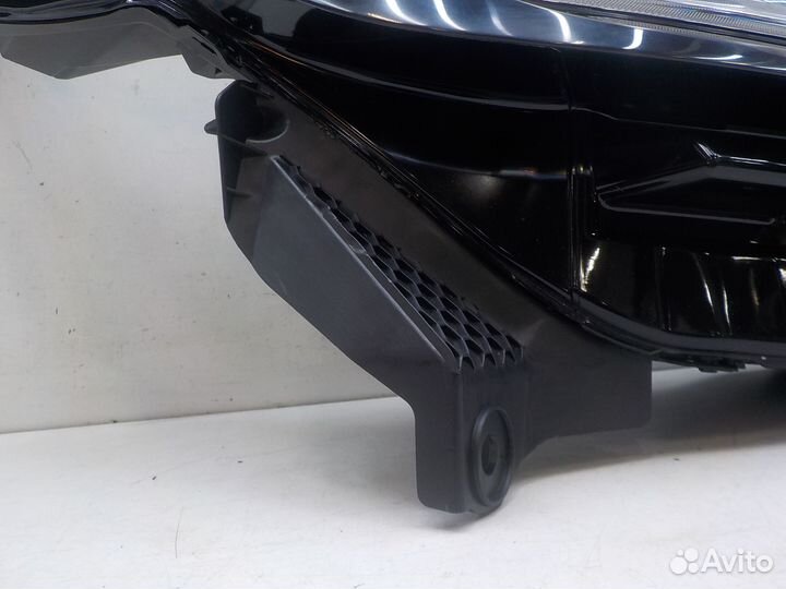 Фара правая Land Rover Range Rover Velar