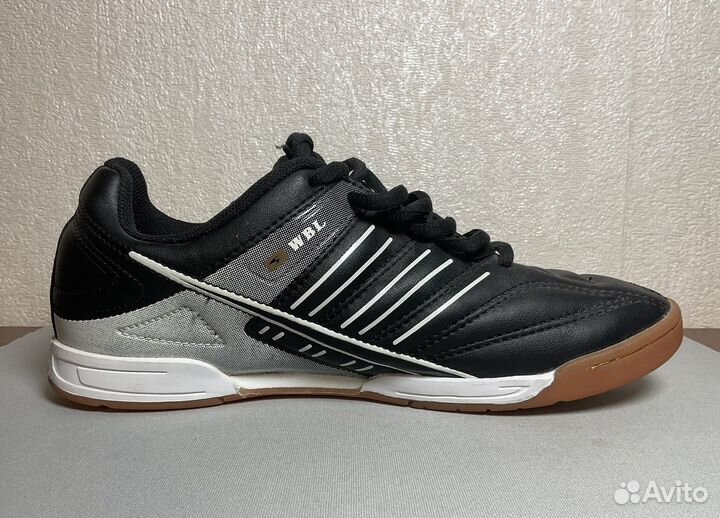 Кроссовки для мальчика 37, 38 размеры