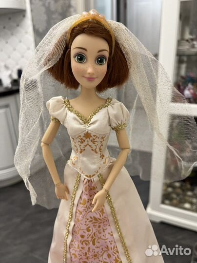 Свадебные Рапунцель и Флин,Мулан