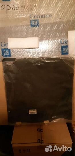 Стекло заднее левое Nissan Patrol Y61