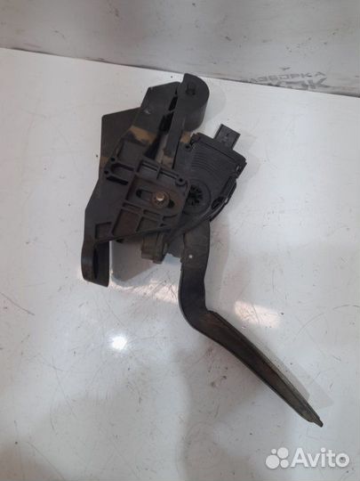 Педаль газа Jeep Commander 3.0 (EXL) 2008