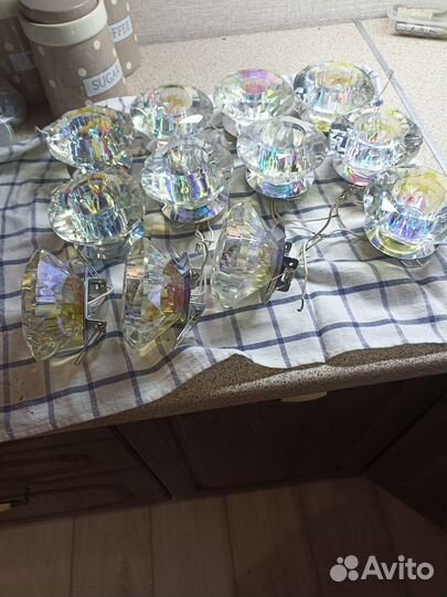 Светильник точечный потолочный