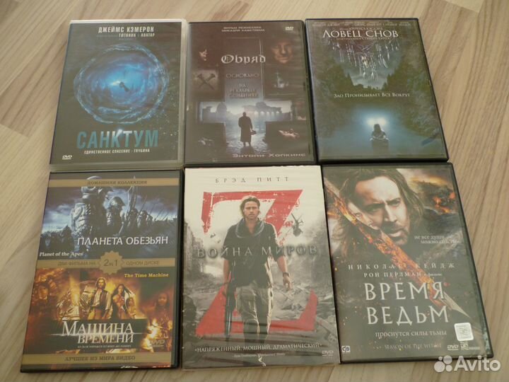 DVD диски, видео кассеты