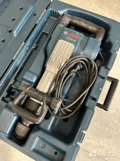 Отбойники Bosch GSH 11 VC и Makita HM1203C