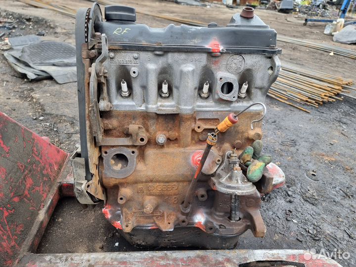 Двигатель PF 1.8 107л.с. vw Passat B3 пассат б3 в3