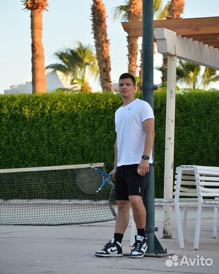 Тренер по большому теннису