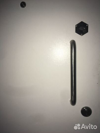 Металлическая дверь бу