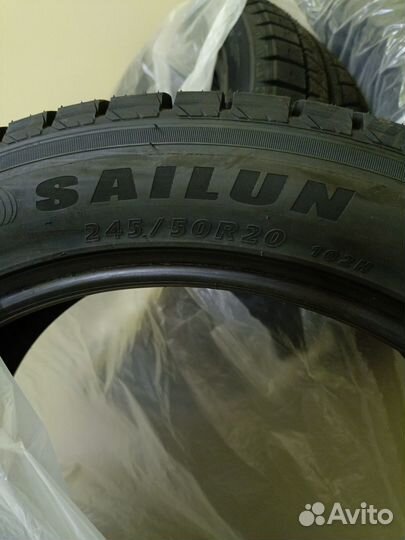 Sailun Ice Blazer Arctic EVO 245/50 R20 102H