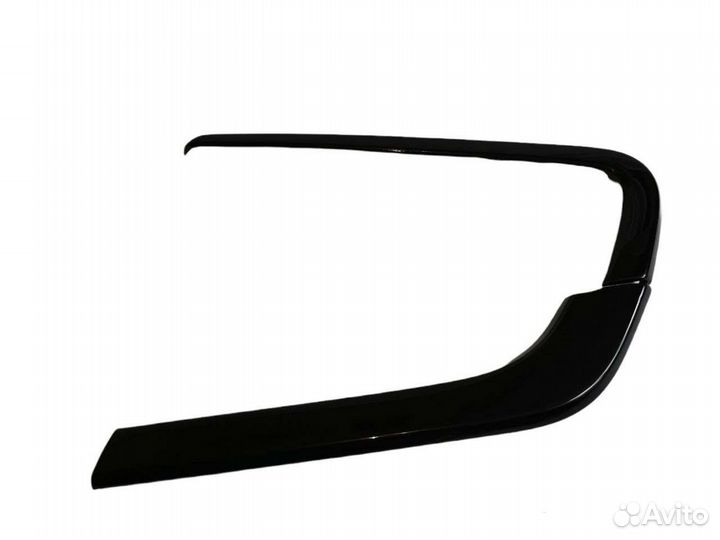 Накладки на икс-молдинги на Лада Веста