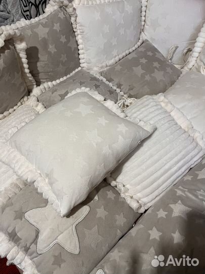 Бортики в кроватку комплект