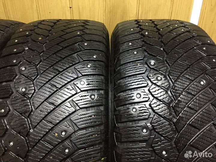 Gislaved Nord Frost 200 285/60 R18