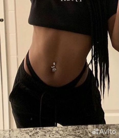 Мастер пирсинга