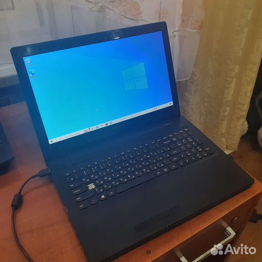 Ноутбук lenovo