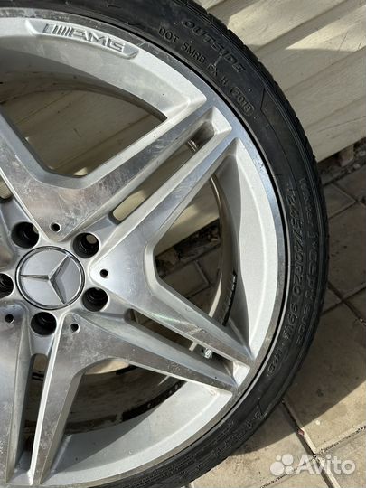 Колеса на mercedes r20 разноширокие