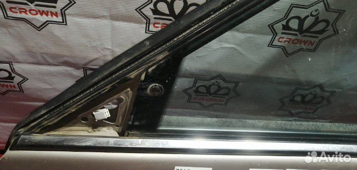 Молдинг стекла передний левый Mazda 626 1991
