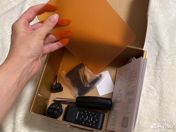 Видеосвет, отражатели, штатив, фон