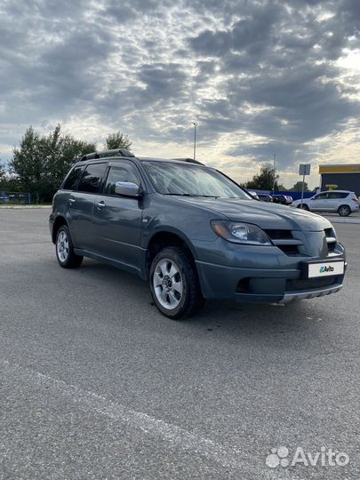 Mitsubishi Outlander 2.4 AT, 2004, 260 000 км