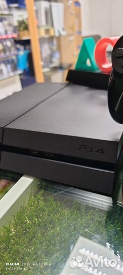 Sony PS4/2 Геймпада/50 + Игр