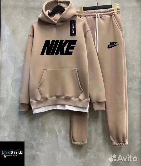 Спортивный костюм nike