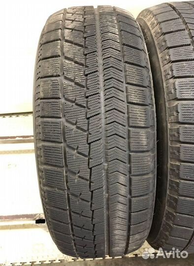 Bridgestone Blizzak VRX 215/60 R16 99W