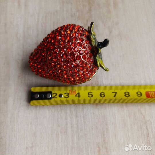 Шкатулка Ягода