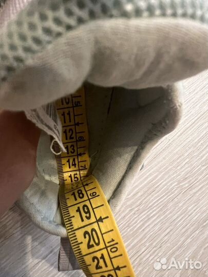 Кроссовки на девочку 23 размер