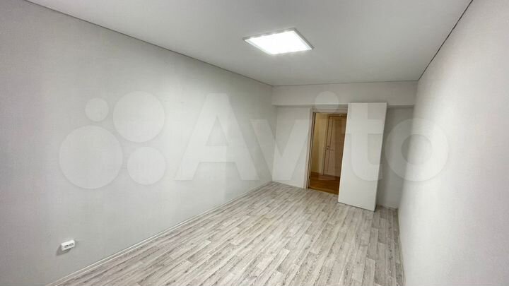 Офис, 13-17 м²