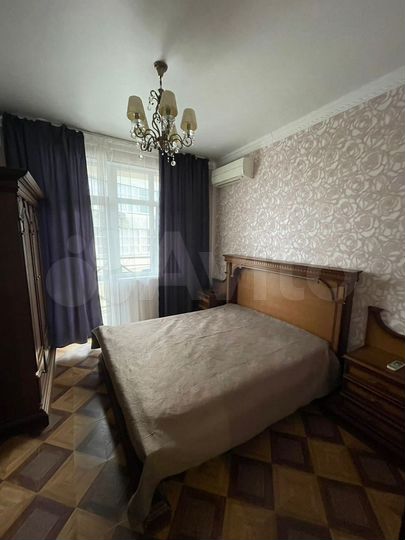 2-к. квартира, 54 м², 3/9 эт.