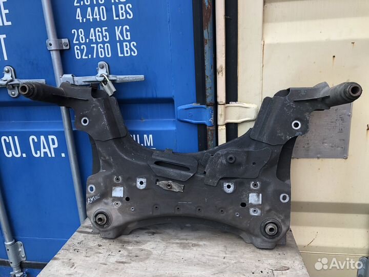 544018076R Renault Балка подмоторная