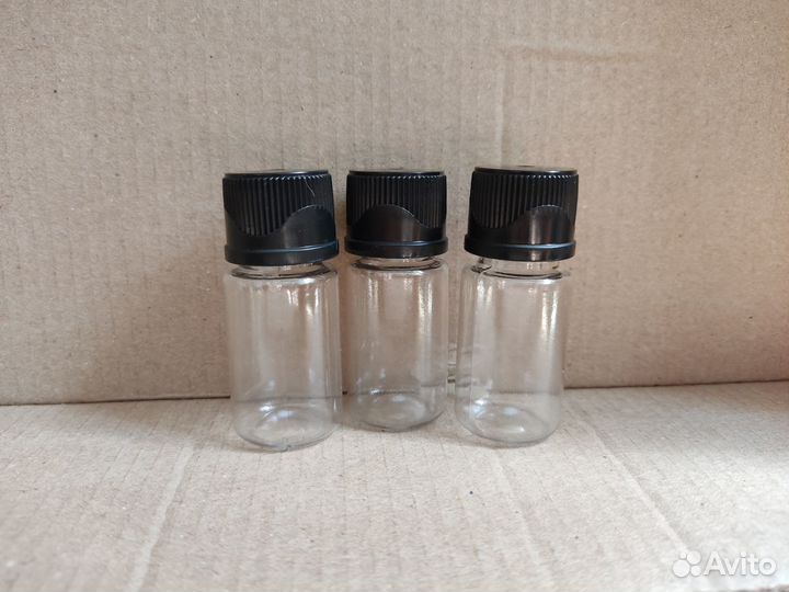 Бутылочки, флаконы