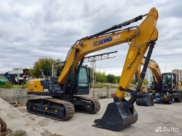 Гусеничный экскаватор XCMG XE180DN, 2023