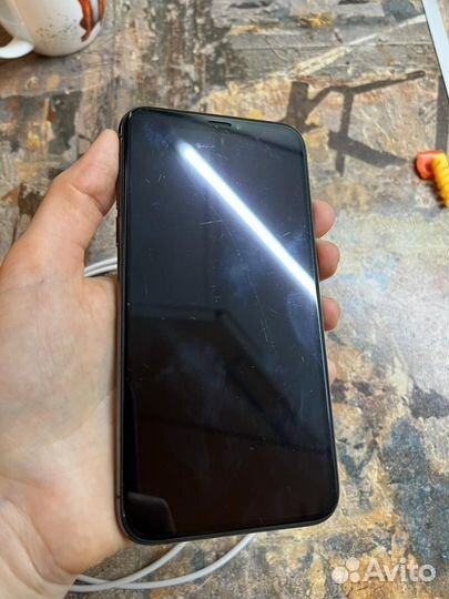 iPhone Xs, 64 ГБ