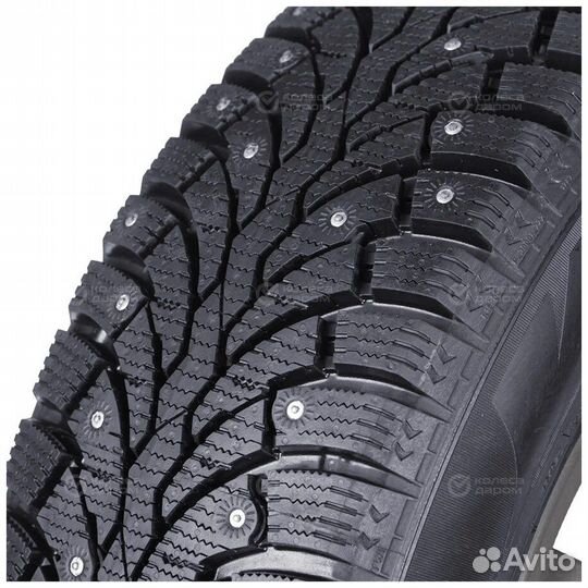 Pirelli Formula Ice 215/65 R16 98T