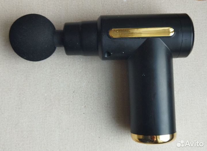 Перкуссионный массаже Massage Gun