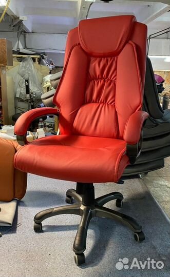 Компьютерное кресло