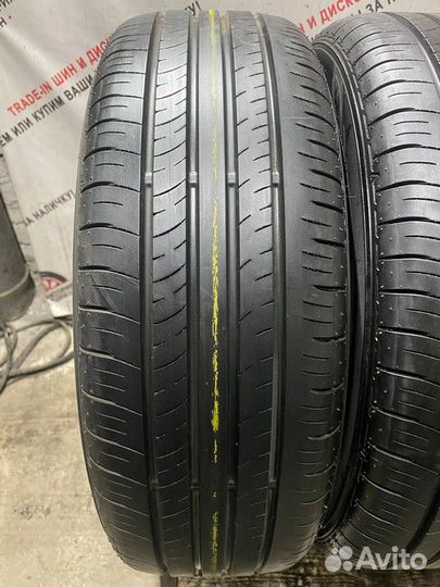 Dunlop Enasave EC300+ 215/60 R17 96H