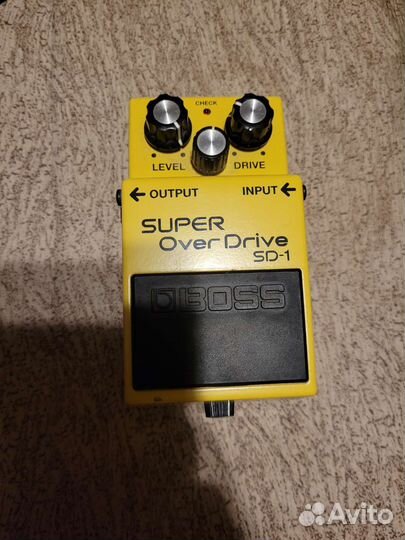 Гитарная педаль boss SD-1