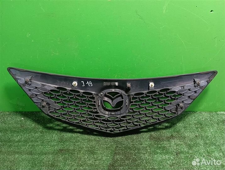 Решетка радиатора Mazda 3 (BK) 2005