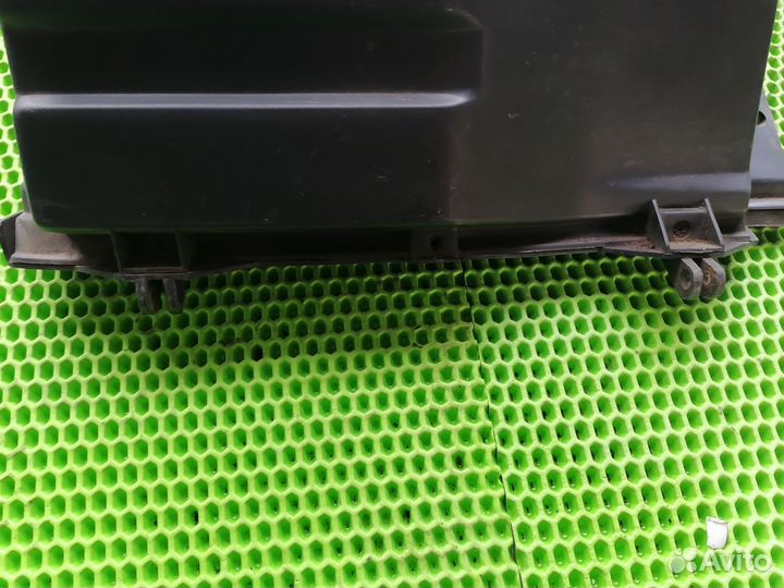 Крышка бардачка Ниссан Вингроуд 10